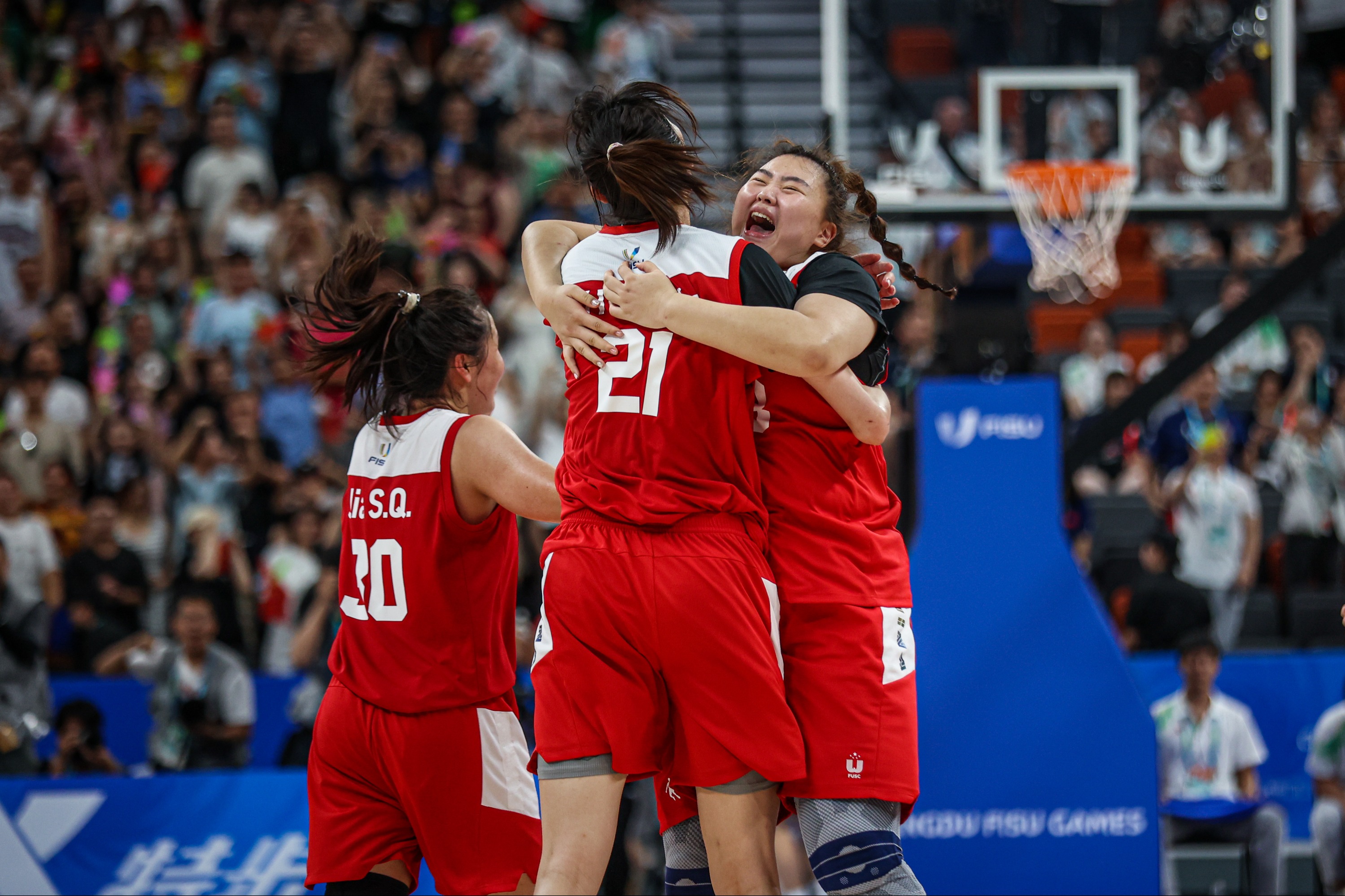 99-91！成都大运会中国女篮，夺冠