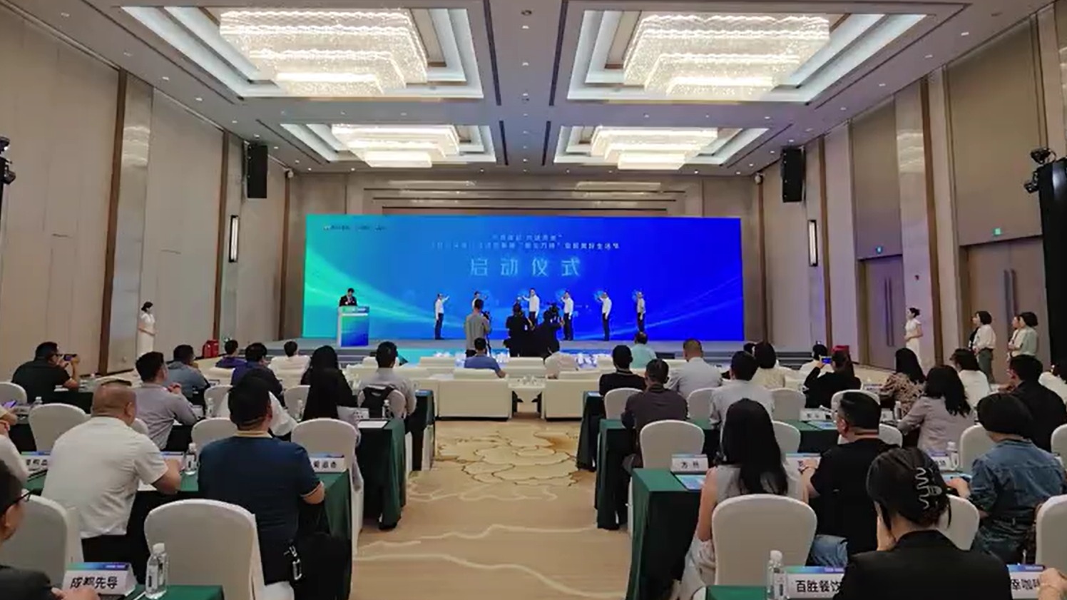 视频 | 音乐×集市×路亚×电影 家门口的生活节等你打卡！