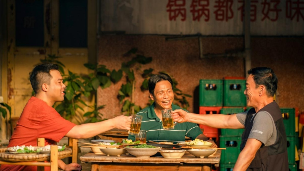 时评｜电影《火锅艺术家》：以食为媒呈现“三好”成都烟火气