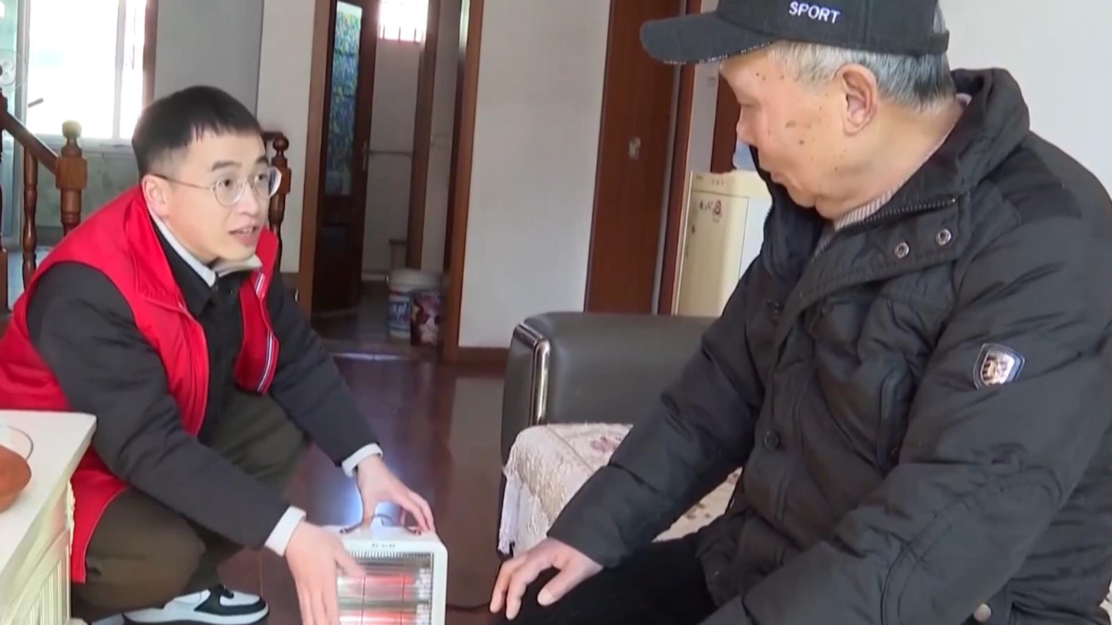 央媒看成都 | “社区简政通” 给干部减负松绑