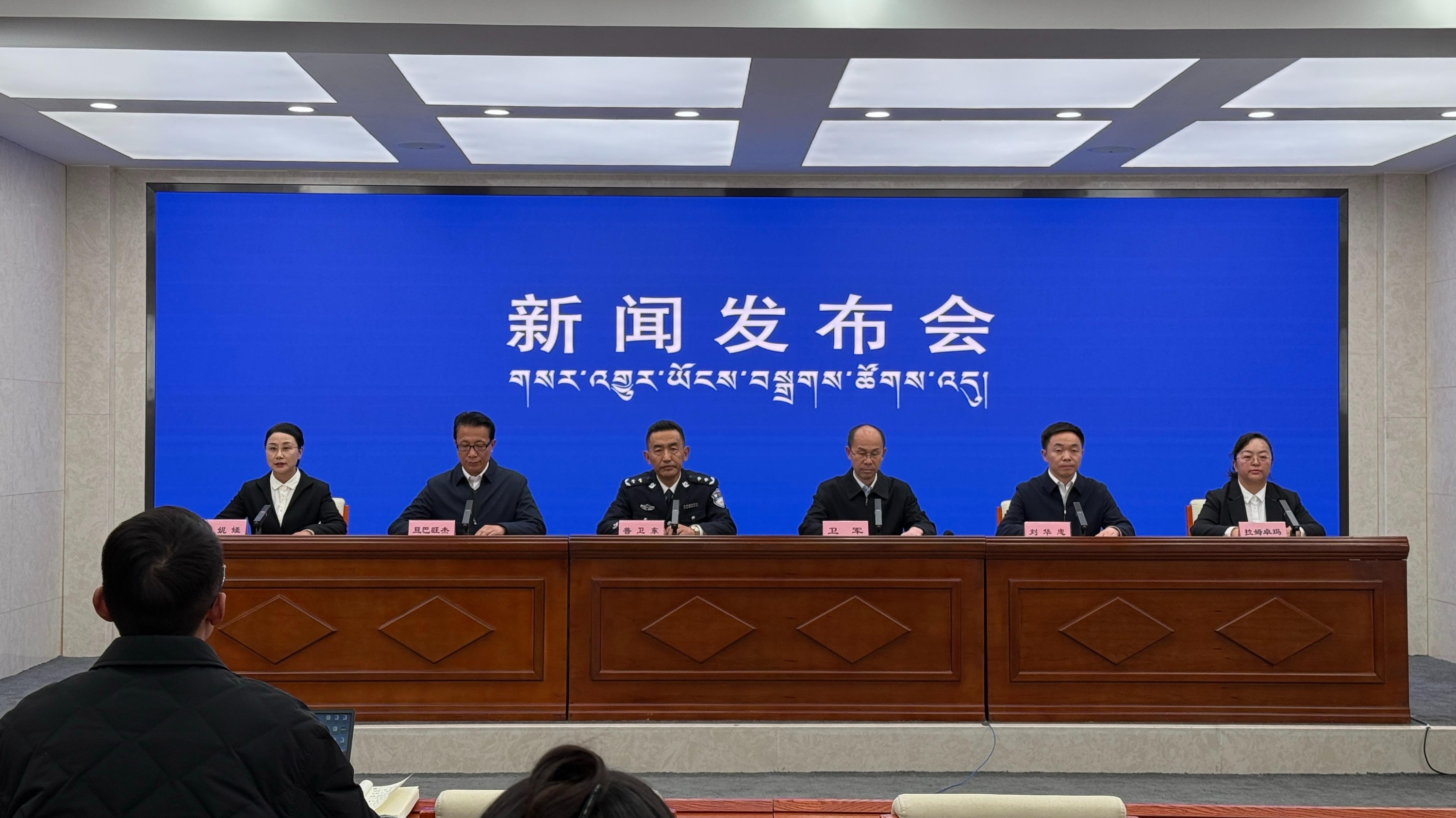 力争春节前搭完所需板房 西藏震区全面转向过渡安置