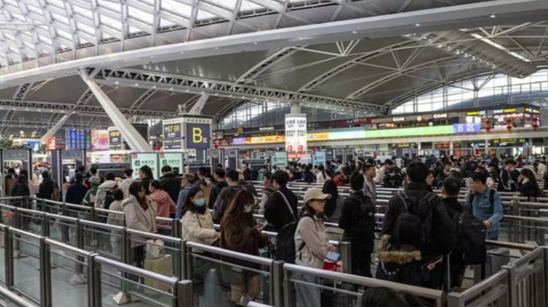 春运第13日 全社会跨区域人员流动量预计超2.7亿人次