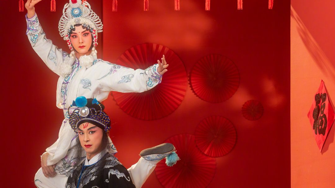 川剧“小青”为何是男的？这些春晚热议话题与四川有关