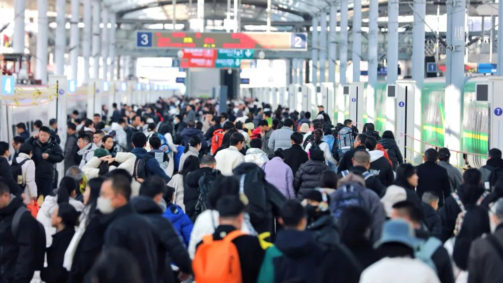 全国铁路春运发送旅客突破3亿人次