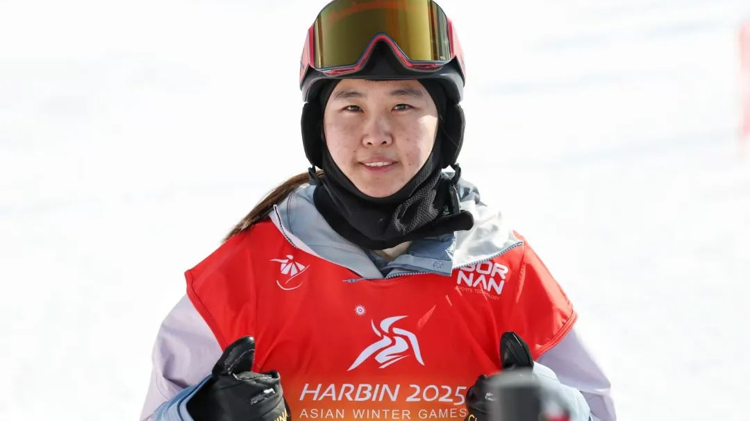 成都妹儿武绍桐摘铜，创造成都冰雪历史！