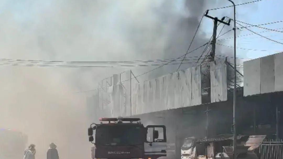 老挝一中国商铺发生燃爆 已造成包括中国公民在内的4人死亡