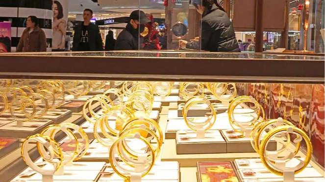 高位跳水，金价大跌！黄金牛市走完了吗？