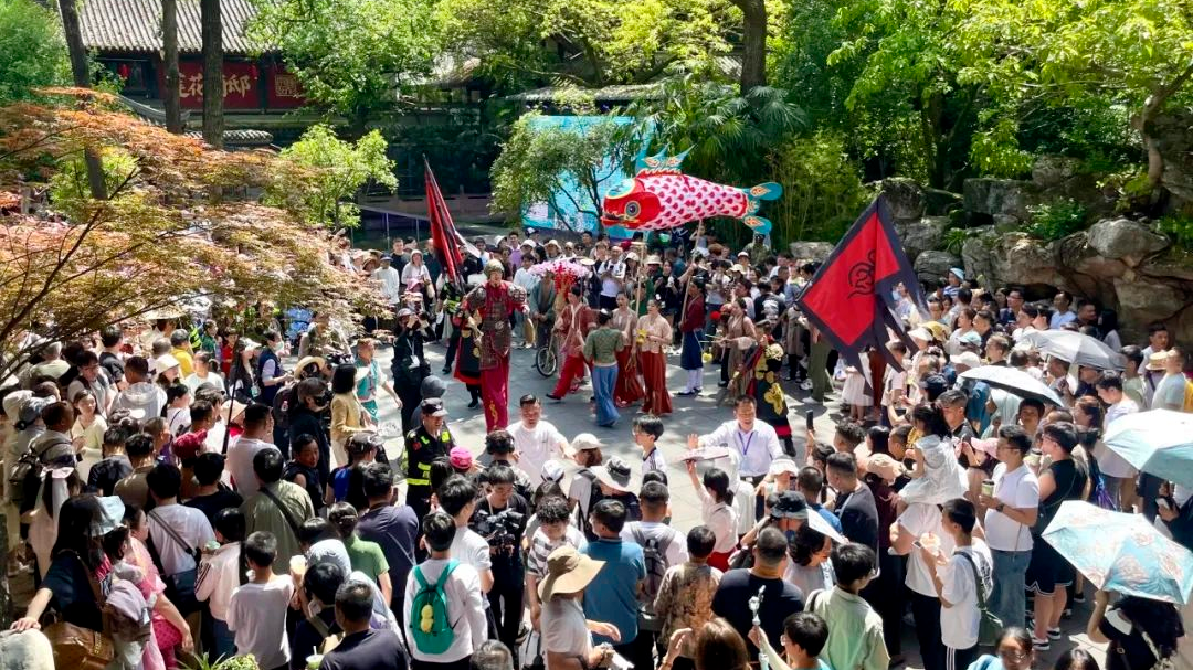热力全开！“五一”假期前三天，外地在蓉游客达559.1万人次