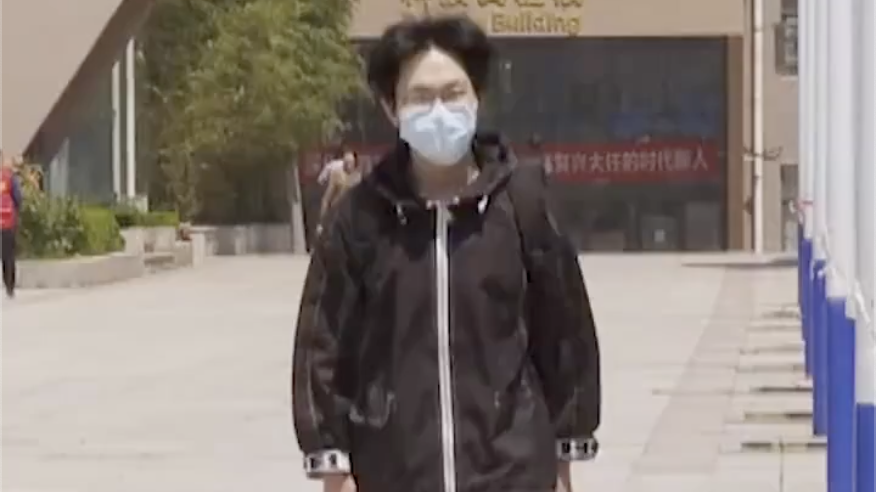 “我带着更多人的期待进入了考场” 为救同学缺考的小伙完成补考