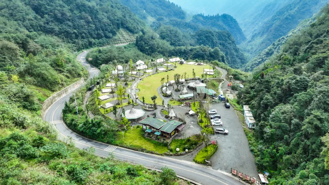 最美的风景在路上！四川将建5条主题旅游公路