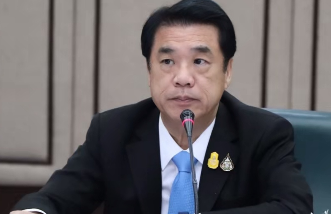 泰国副总理出任看守总理