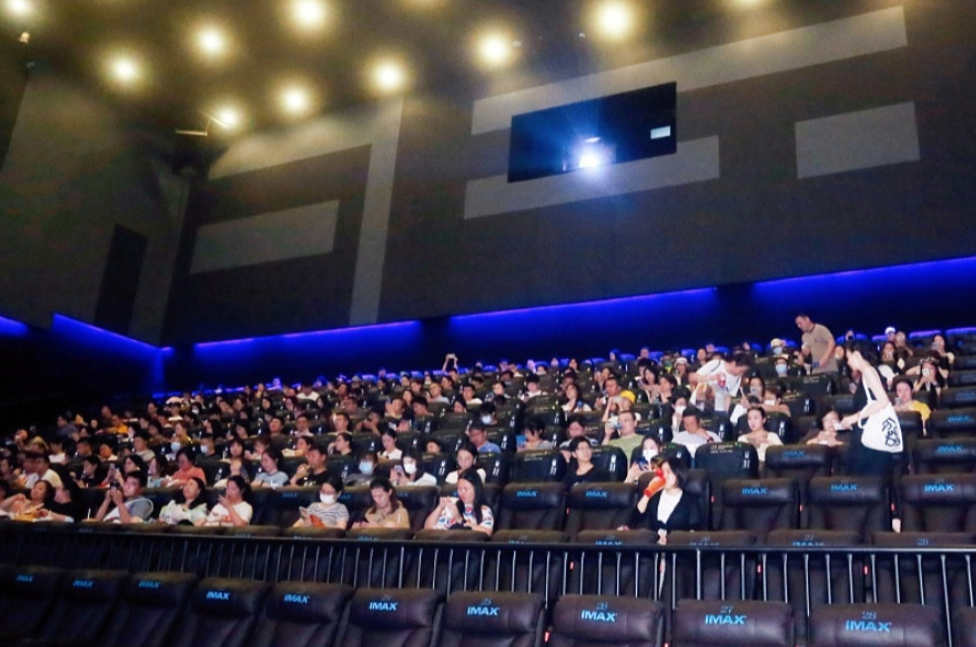 2025年上半年电影票房为292.31亿元