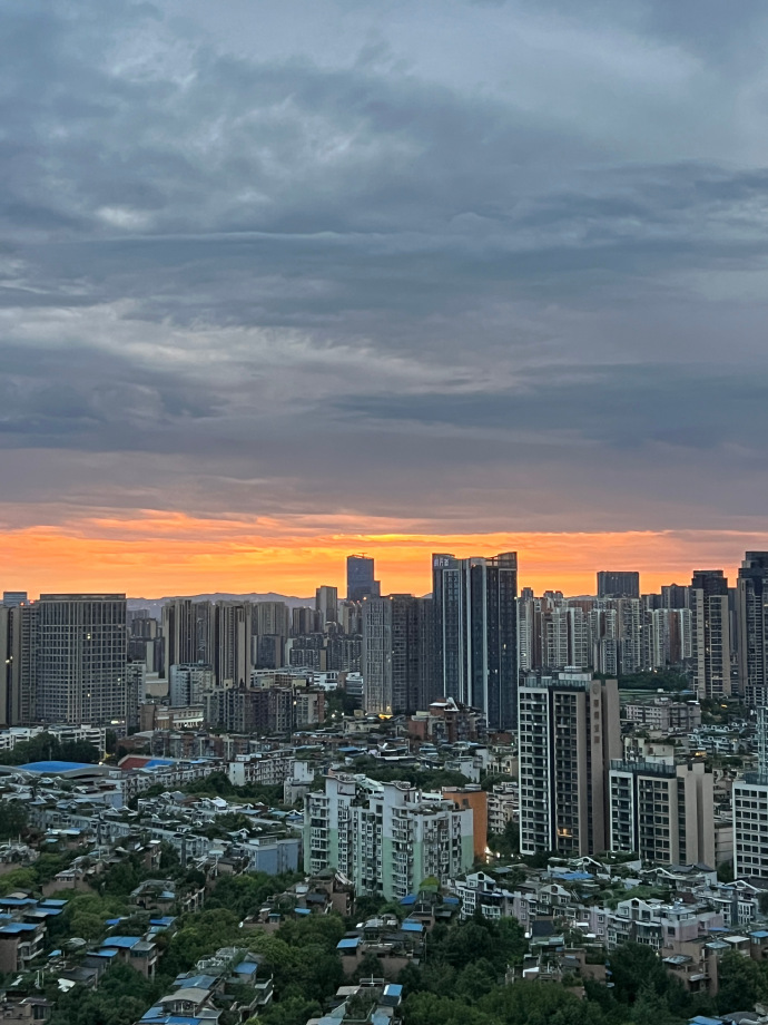 2e093bfe-b8b9-4c03-944b-b66347219f3b.jpg