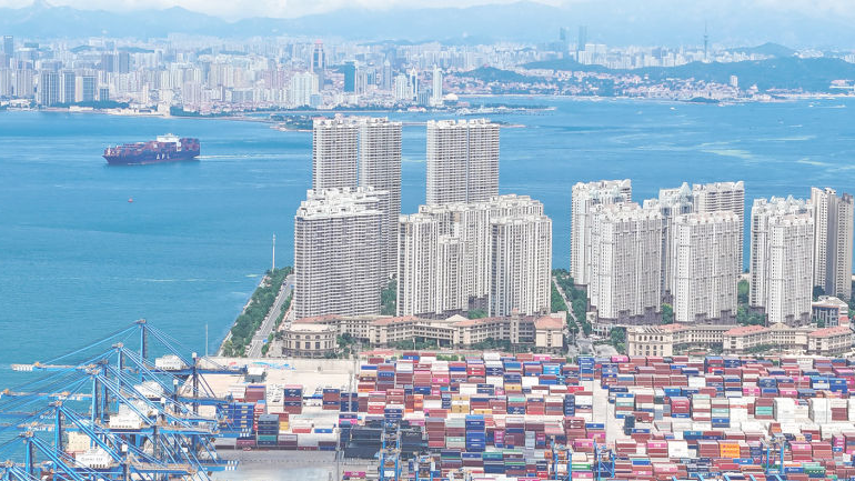 上半年中国经济同比增长5.3%