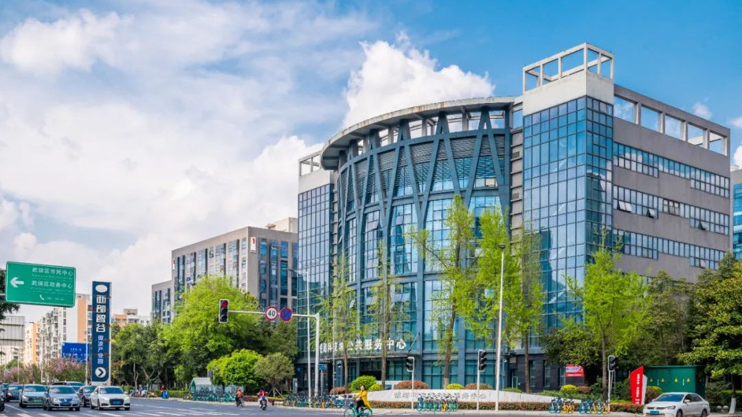 公园城市“城”长记②｜让园区成势，为企业解忧，活力成都让更多市场主体近悦远来