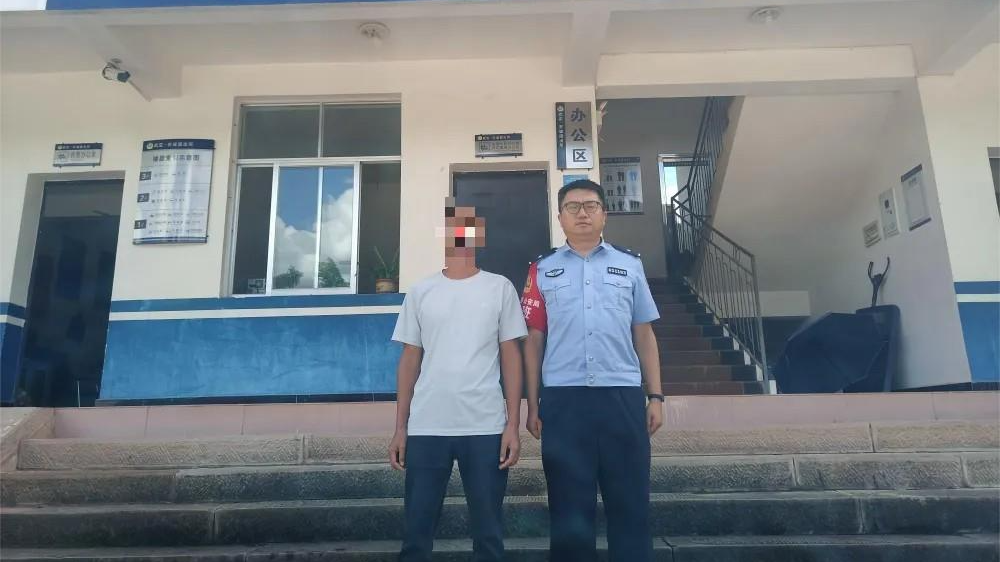 造谣洪水冲走三个娃娃 网警依法查处