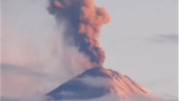 俄罗斯克柳切夫火山羽流已达9000米高