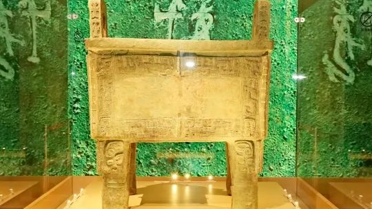 上百件殷墟文物集结成都，真封神时刻来了!
