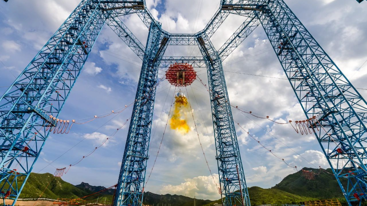 新突破！揽月月面着陆器着陆起飞综合验证试验取得圆满成功