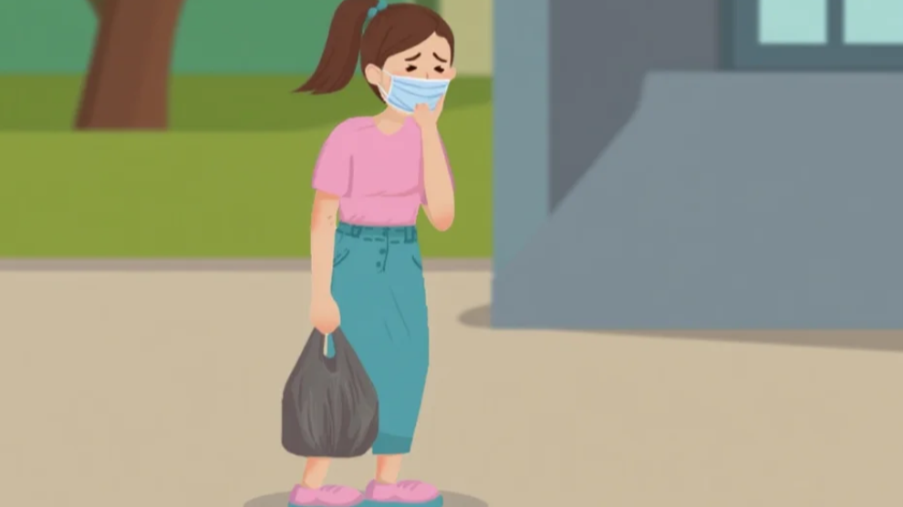 小区地下停车场气味刺鼻，引发业主强烈不适？法院：赔偿，达标≠免责！