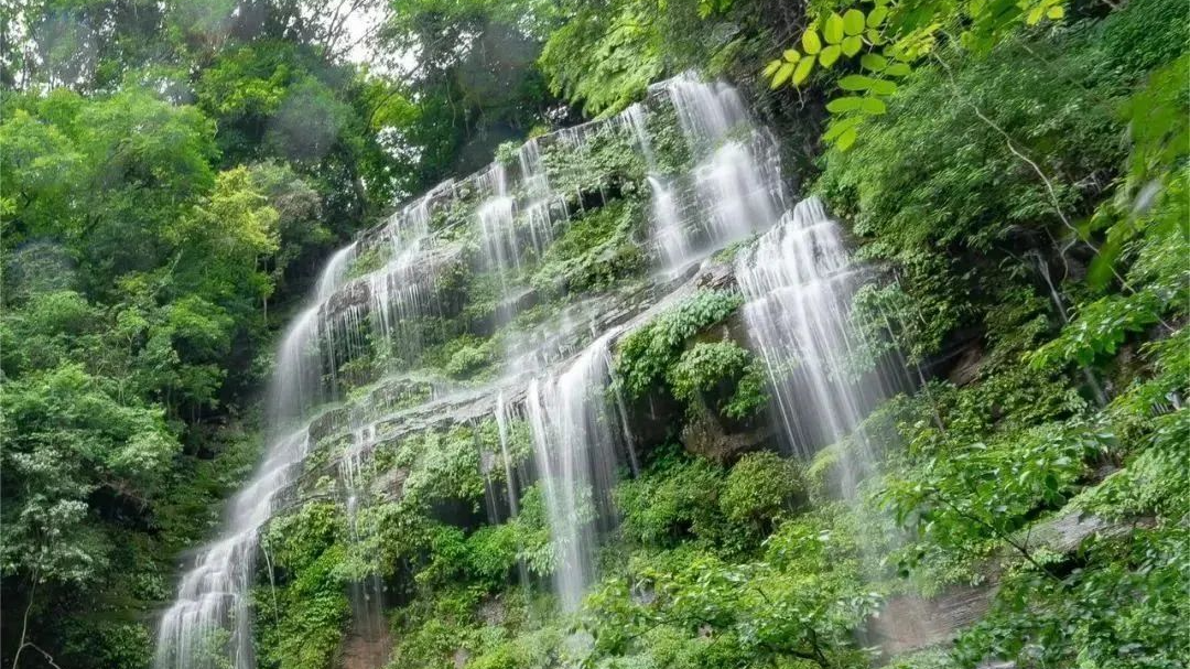 成都1.5h直达的绿野仙踪，打卡瀑布出片胜地！