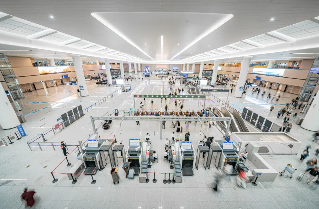 日均客运量613万人次！成都地铁暑运大数据来了，“顶流车站”是TA