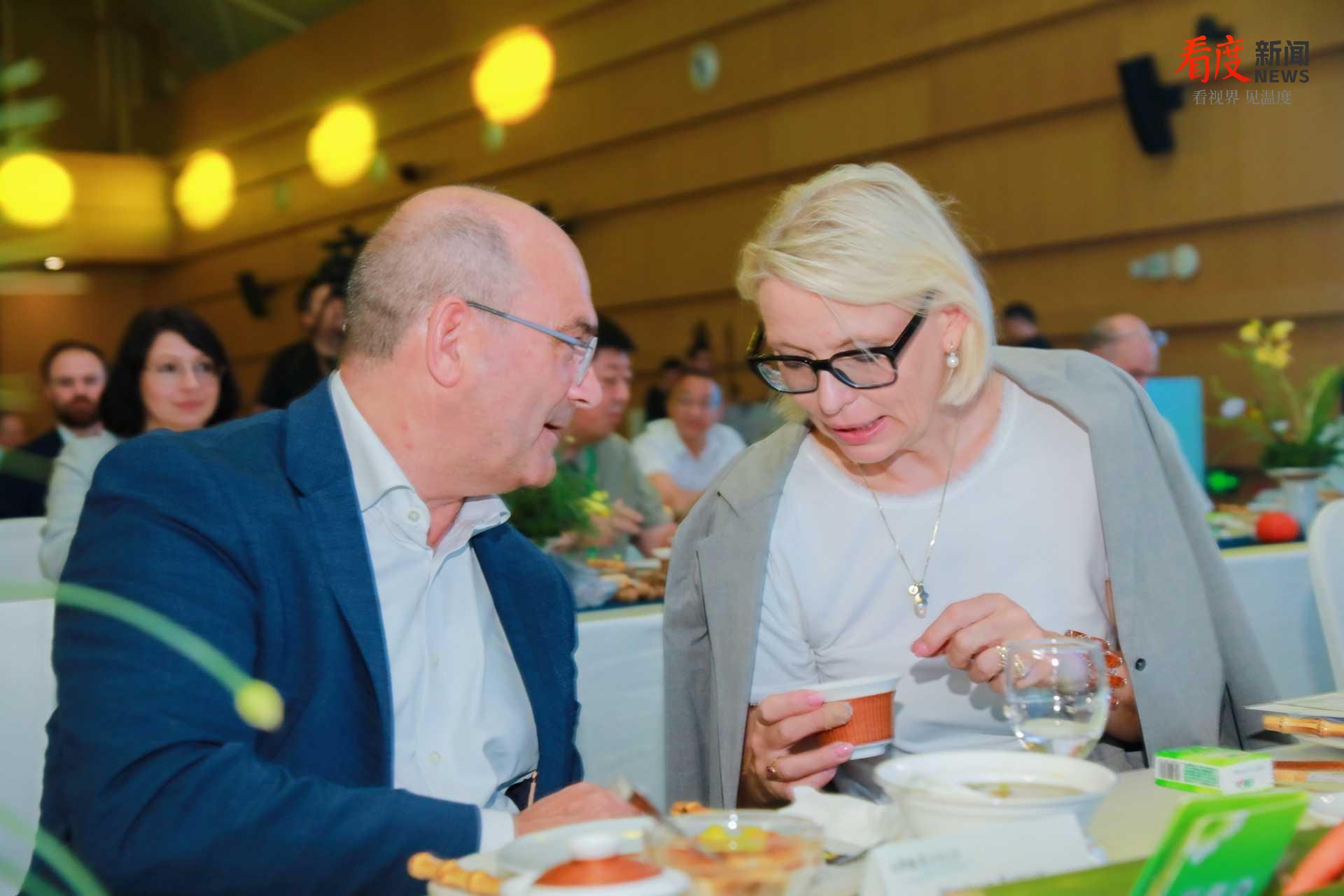 5158035f93cf44cf8570da657ba0b273.png 5158035f93cf44cf8570da657ba0b273.png