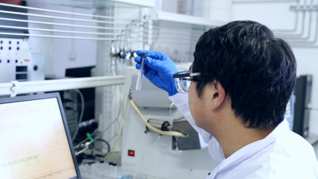 我国科研团队实现常温氢气异裂