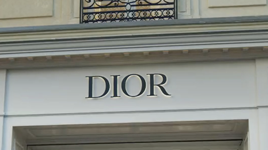 法国品牌迪奥发生数据泄露事件，公安网安部门：予以行政处罚