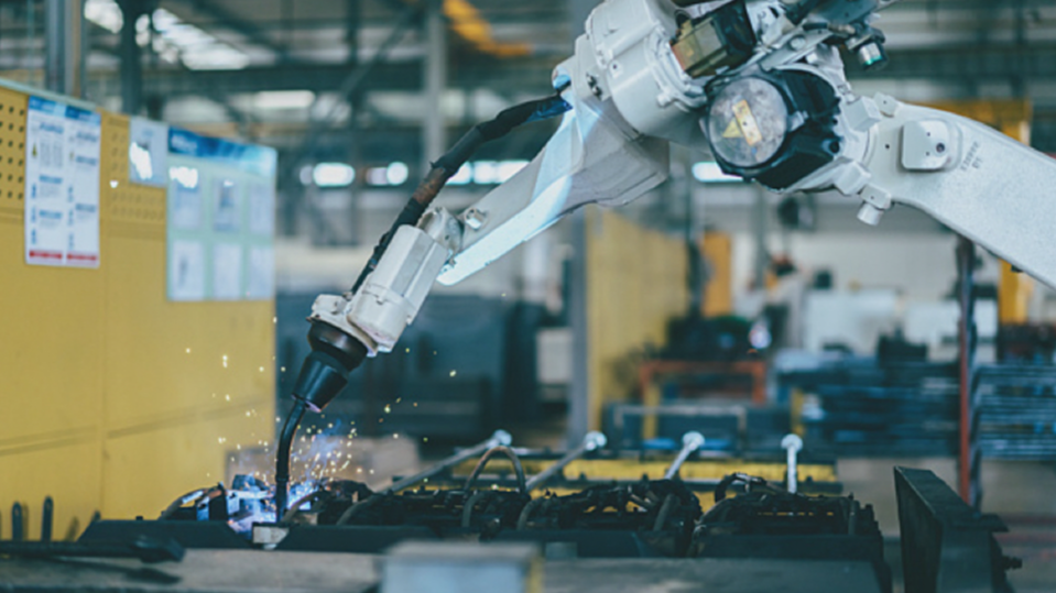 工信部：我国制造业总体规模连续15年保持全球第一