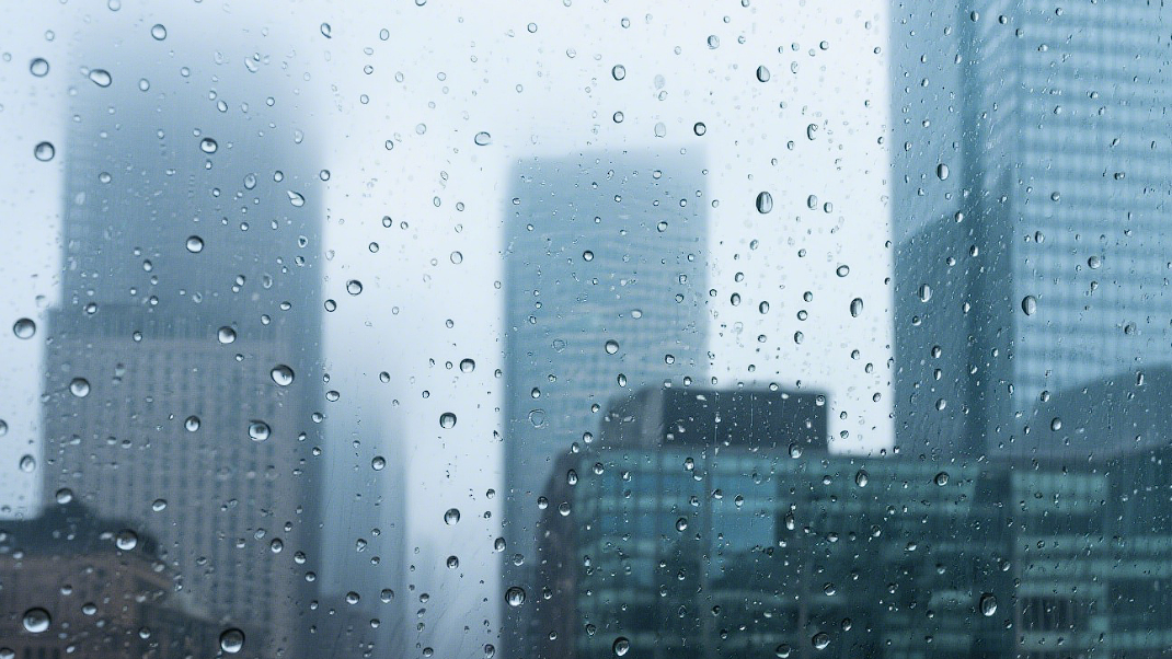 早高峰出行注意！成都发布暴雨黄色预警信号，雨水+降温“到货”