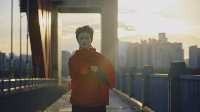 跟着李宇春游成都  新歌MV带你解锁成都宝藏打卡地