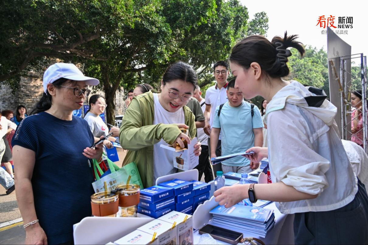 65dd7a94da7b468e81f10477d7f3105a.png 65dd7a94da7b468e81f10477d7f3105a.png