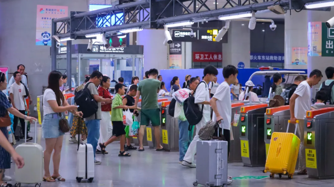 这三天，成都地铁延时运营！