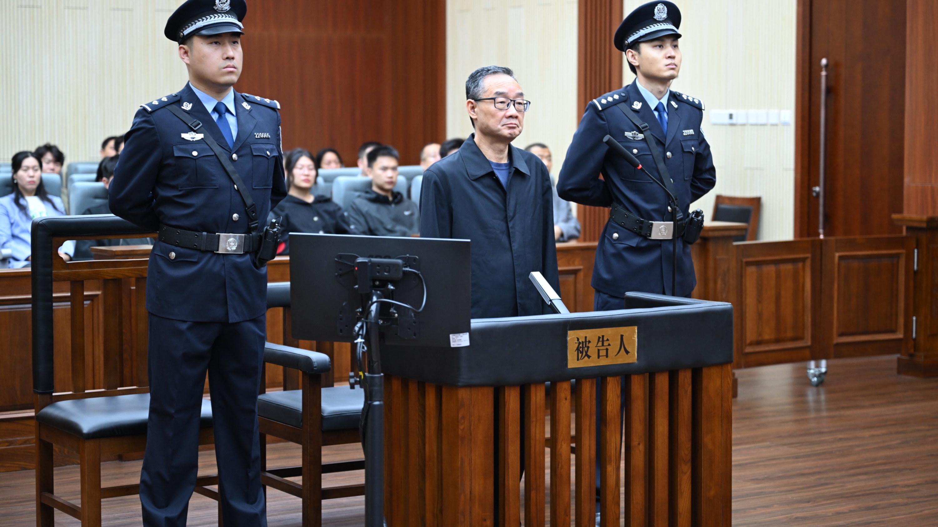 受贿2.68亿余元 农业农村部原部长唐仁健一审被判死缓