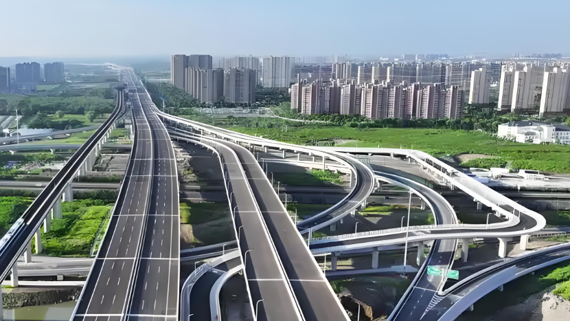 中秋国庆假期 全社会跨区域人员流动量预计将超23亿人次