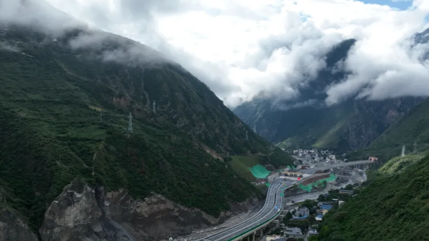 “老子蜀道山”，四川人都懂的快慢哲学