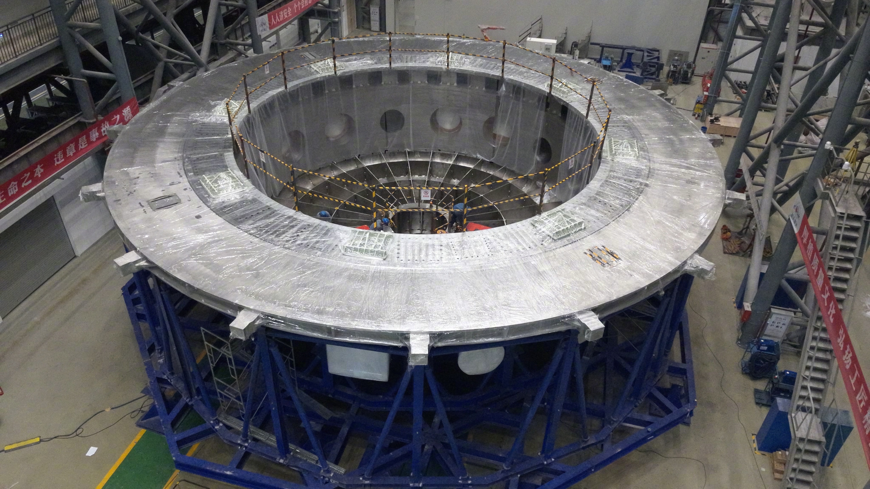 人造太阳又有新进展！我国紧凑型聚变能实验装置成功落座