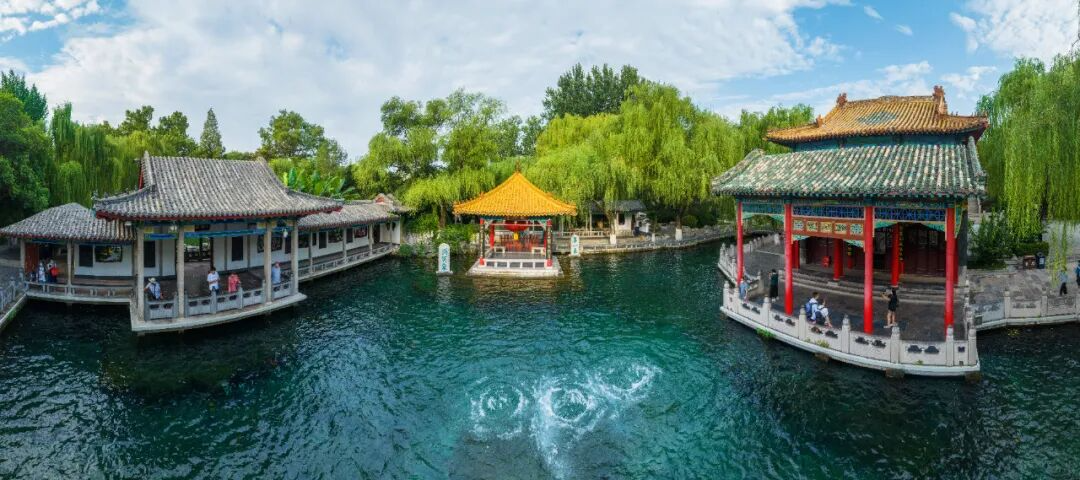趵突泉地下水位突破30米大关！济南泉水进入最佳观赏季
