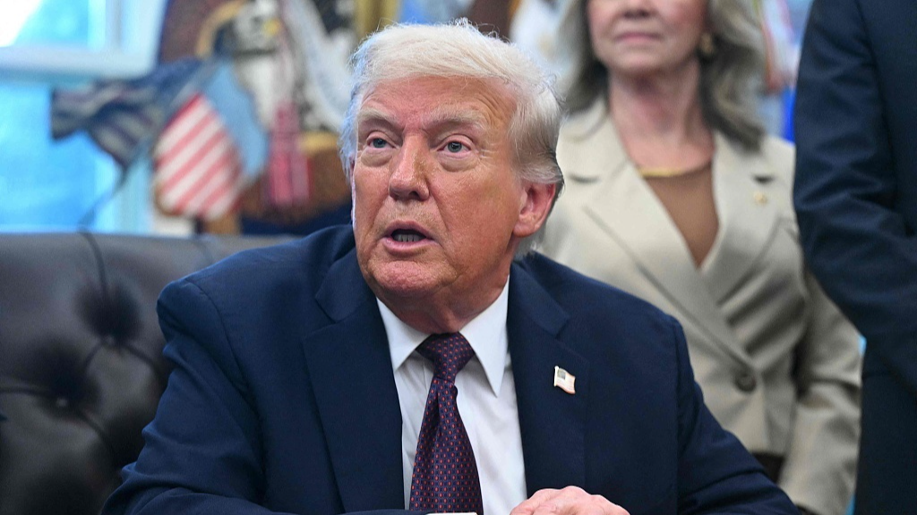 特朗普称将于本周在白宫会见泽连斯基