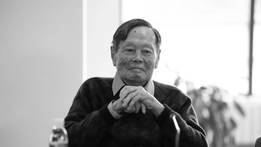 沉痛悼念！杨振宁先生因病在北京逝世，享年103岁