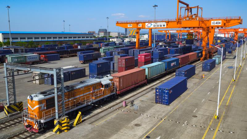 全国第八！前11个月四川外贸进出口9343.8亿元