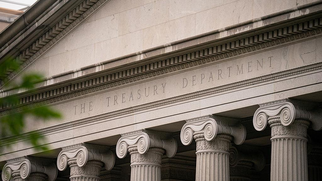 美国国债总额首次超过38万亿美元