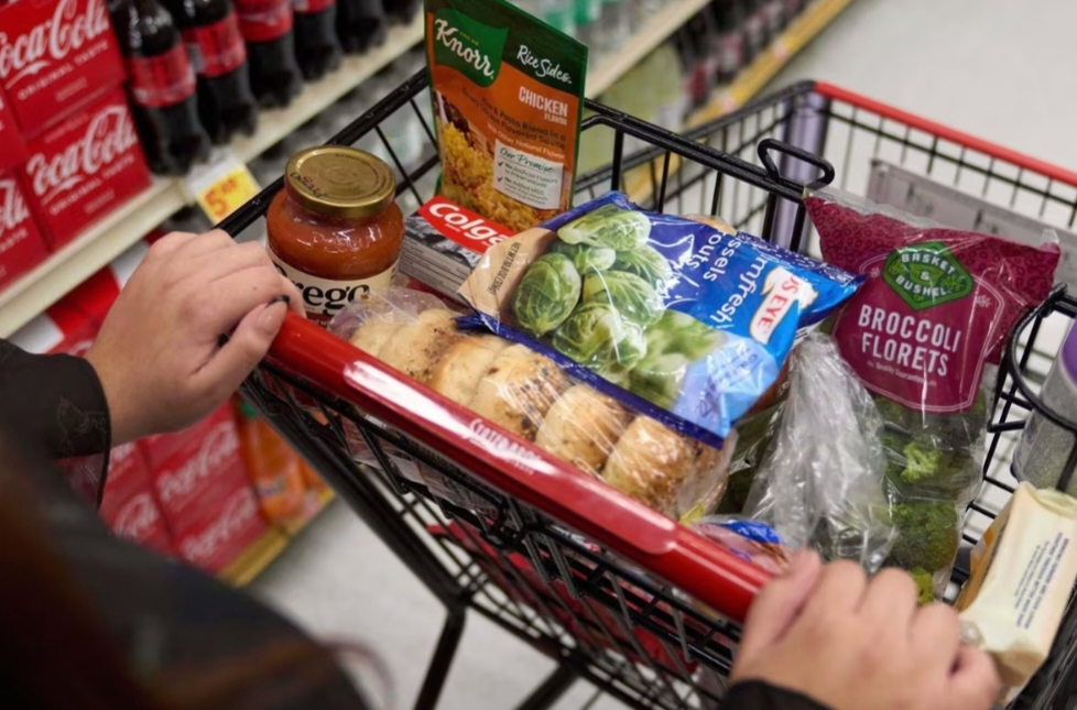 政府“停摆”持续 美低收入人群食品援助将于11月1日停止