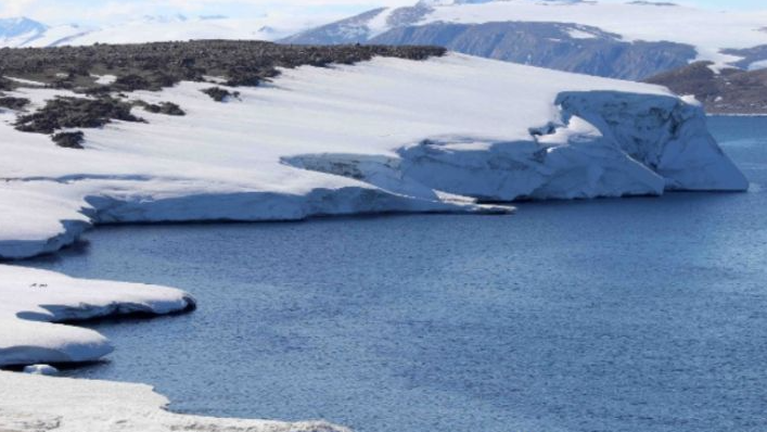 中国第42次南极考察队从上海起航