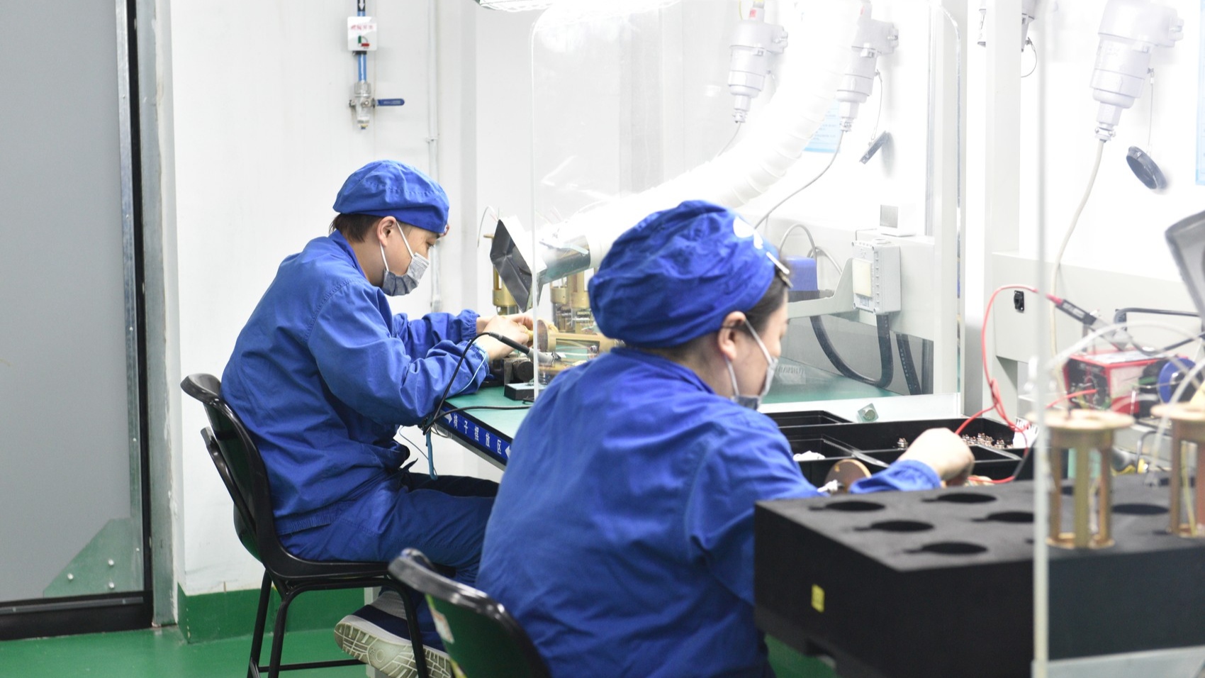 九霄逐梦，再探苍穹！神舟二十一号载人飞船成功发射，这些“四川智造”立功了