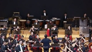 视频 | 66载《梁祝》再相逢，92岁作曲家何占豪携经典旋律唱响蓉城