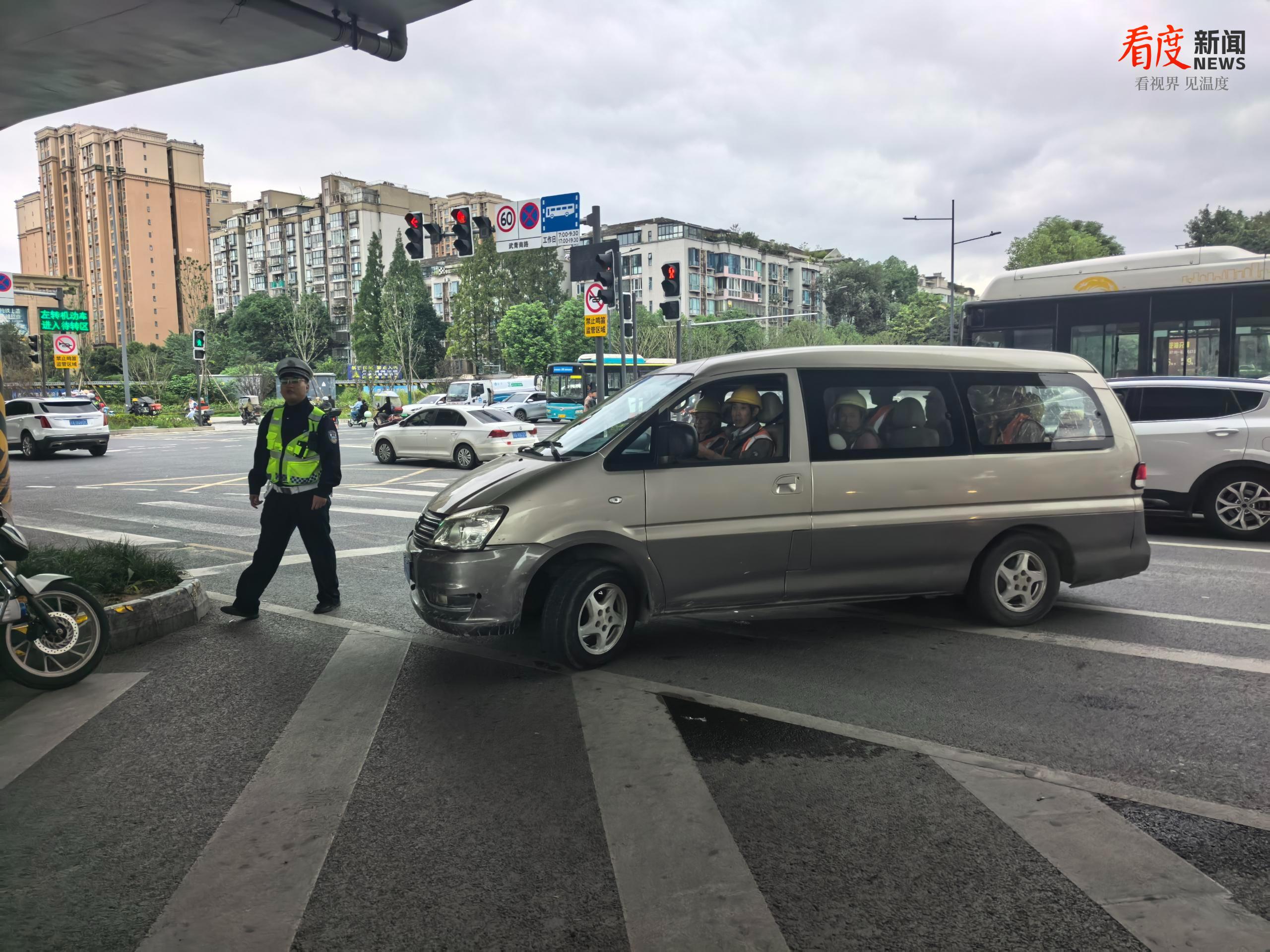 b222007e04f84ac5be4ac5d7d818e90b.png b222007e04f84ac5be4ac5d7d818e90b.png