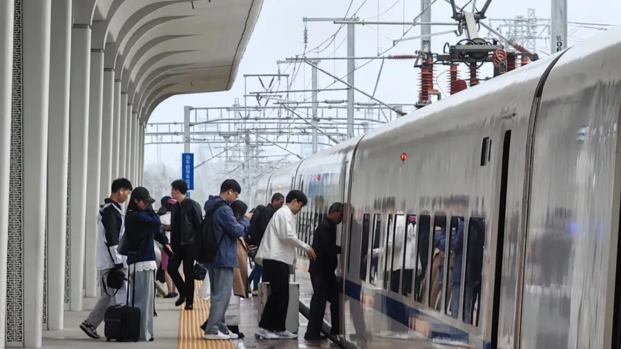 5折、6折！成都⇋自贡坐动车有优惠，活动持续到年底