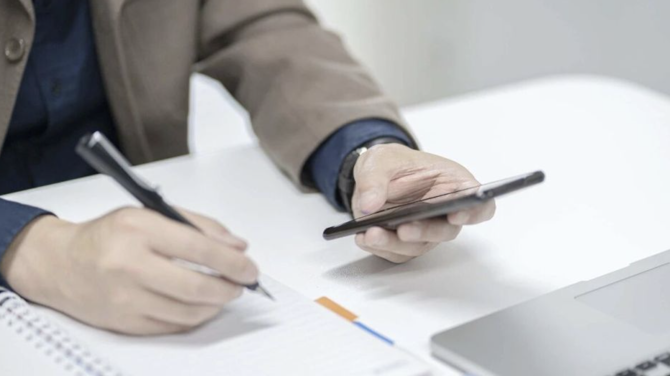 违规拍摄涉密文件多人被处分 国安机关最新提示